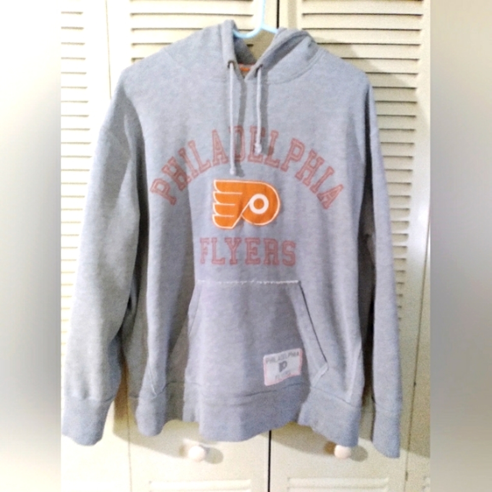 Philadelphia Flyers licensed sweatshirt